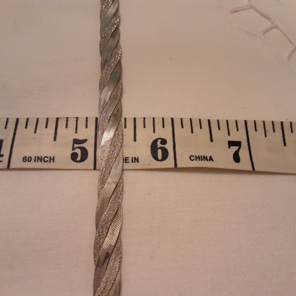 VINTAGE 925 SOLID STERLING TRIPLE BRAID HERRINGBONE SET, 26 GRAMS - Picture 7 of 16